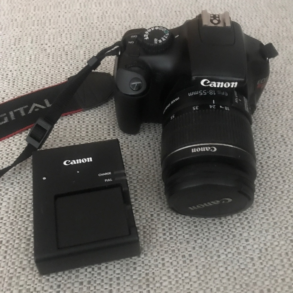 Canon T3 Camera